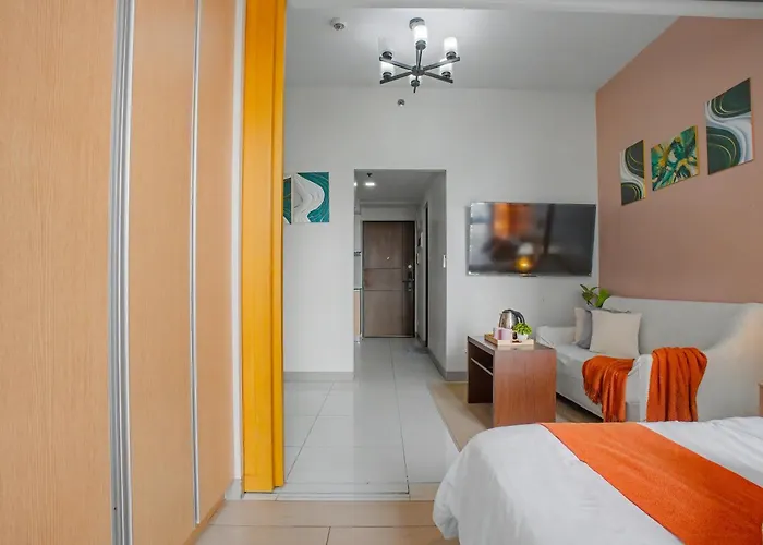 Bgc One Uptown Residences 15th Floor Apartment