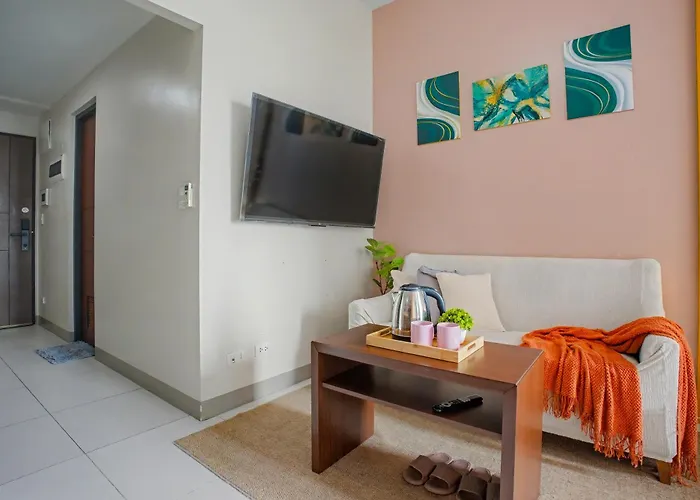 Bgc One Uptown Residences 15th Floor *