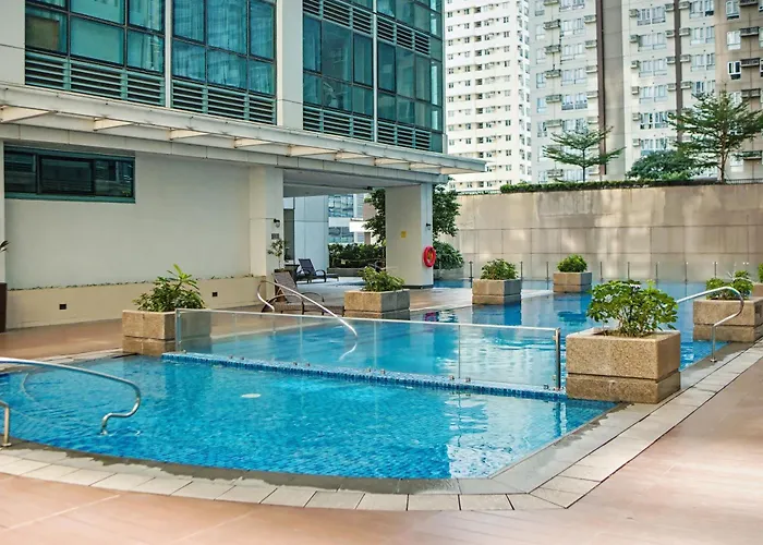 Bgc One Uptown Residences 15th Floor Apartment *
